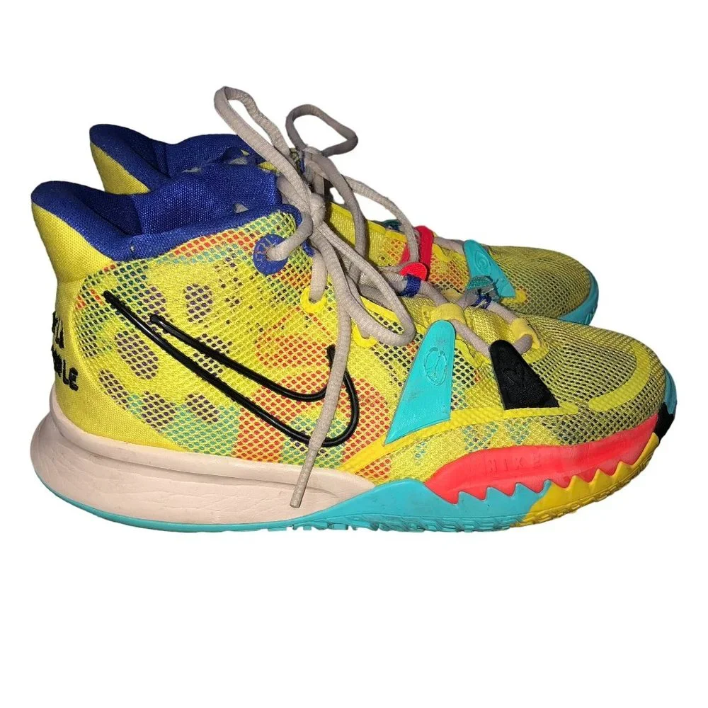 Nike Kyrie 7 Sneakers Youth 4Y Used 1 World 1 People CT4080-700 Some Wear - Picture 1 of 16